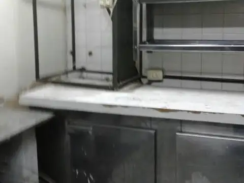 Local en Venta en Barrio Norte, USD 380.000