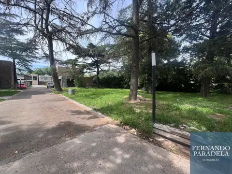 Terreno en Venta en Barrio Parque Leloir, USD 75.000