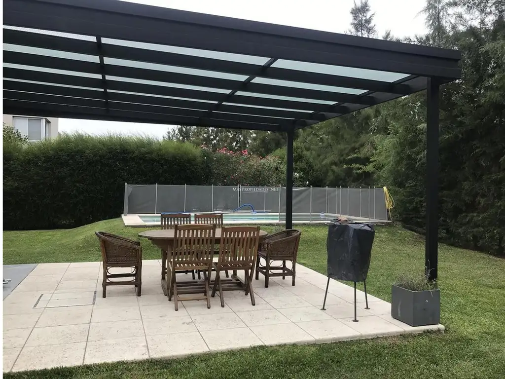 Casa en Venta con cochera