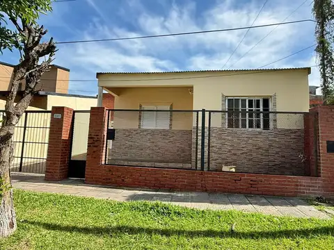 En venta, zona Barrio Nebel.Proxima a San Carlos y costanera