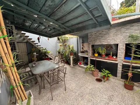 Depto Tipo Casa en Venta de 4 dormitorios