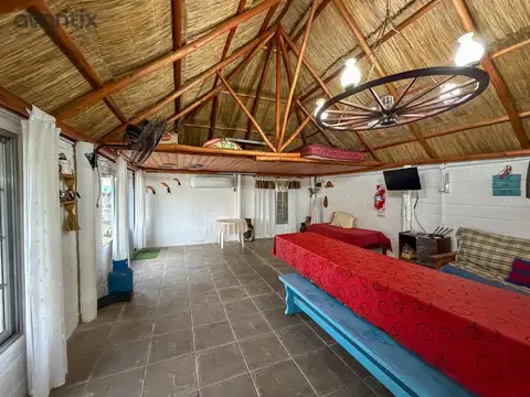 Quinta con quincho y piscina en Bella Italia