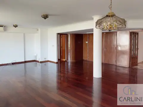 Departamento en Venta de 6 ambientes