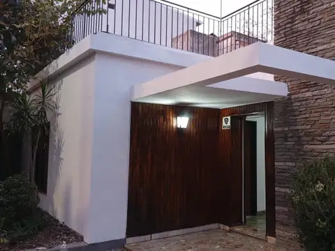 CASA EN VENTA  EN PALOMAR