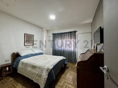 Casa 2 ambientes con 2 baños