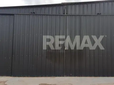 Galpon en Venta en General Fernández Oro, USD 240.000