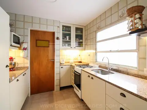 Departamento 3 ambientes con 2 baños