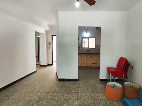 Casa en Alquiler en Echesortu, $ 800.000