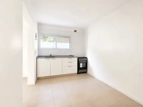 Depto Tipo Casa en Alquiler de 3 dormitorios