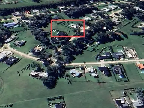 Lote de 910m2, Barrancas de San Benito Country Club - Lote 211