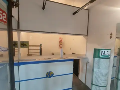 Local en Alquiler 50 años