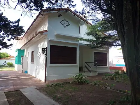 Almirante Brown y Lebensohn