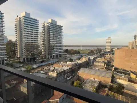 Departamento en  venta de tres dormitorios con cochera doble  en Rosario - Punta del Río