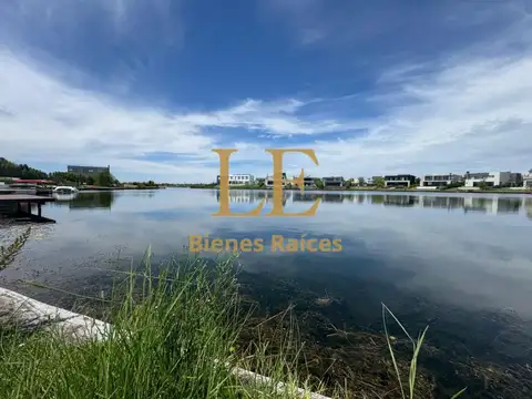 LOTE A LA VENTA EN MARINAS A LA LAGUNA.- PUERTOS DEL LAGO