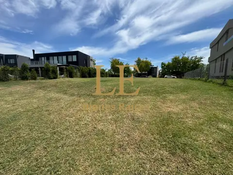 Terreno en Venta en Puertos - Barrio Marinas, USD 235.000