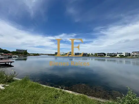 Puertos Del Lago 100