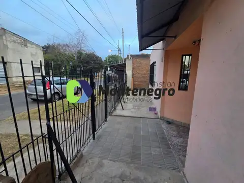 Casa en Venta en Berazategui, USD 67.000