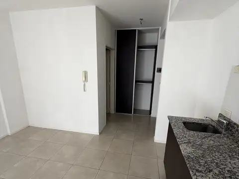 Departamento en Alquiler con 1 cochera