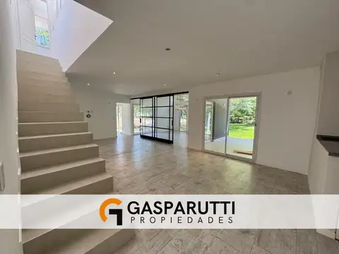 Casa en Venta al Oeste