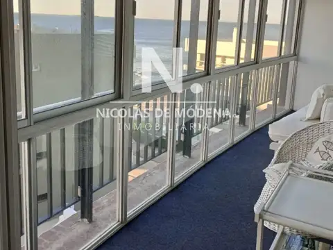 ALQUILER Y VENTA de encantador apartamento en Peninsula.