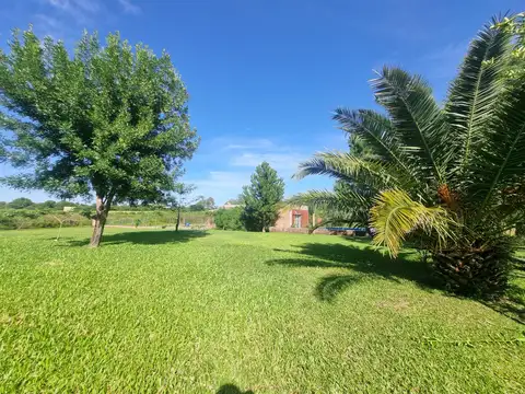 Casa quinta en Colonia con pileta y paisaje divino! Ahora financiado!