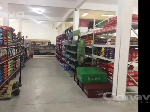 Alquiler 2 locales comerciales en conjunto