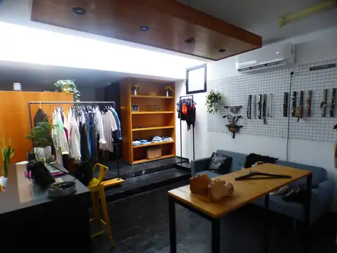 Local en venta en La Plata