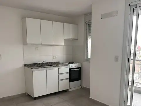 Departamento en Alquiler en Abasto, $ 400.000