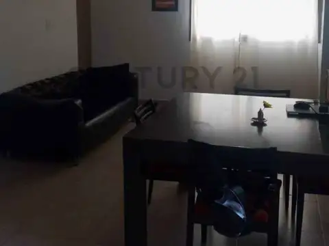 VENTA Casa de 4 Dormitorios con gran Patio y Cochera en San Pablo