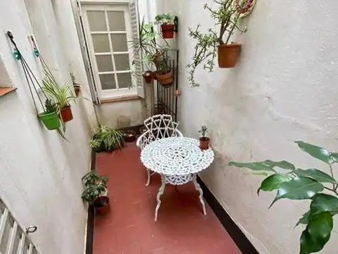 Depto Tipo Casa en Venta 44 años