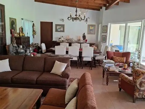 Casa en Venta en Estancia Benquerencia Farm Club, USD 300.000