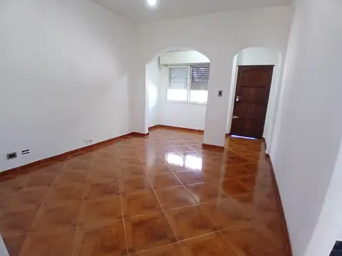 Ph De Tres Ambientes. Villa Luzuriaga