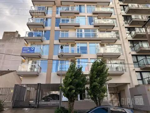 Departamento en Alquiler con 2 cocheras