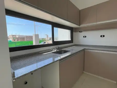 Casa en Venta en Mayor Drummond, USD 205.000