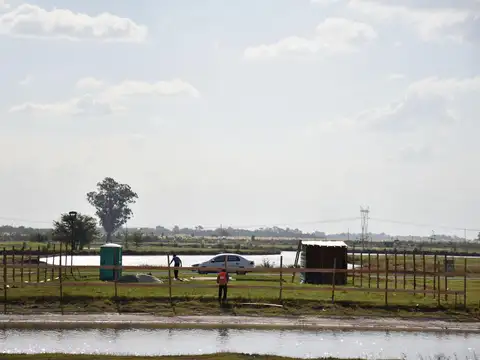 LOTE/TERRENO EN VENTA A LA LAGUNA BARRIO SANTA CLARA AL SUR