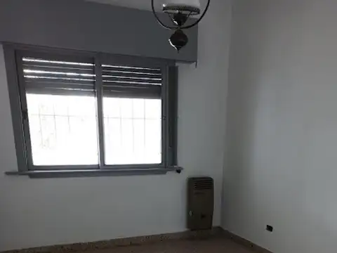 Máximo Paz 700