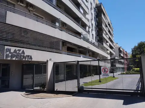 3 AMBIENTES - PB - PILETA - SUM - PARRILLAS -JARDIN 
