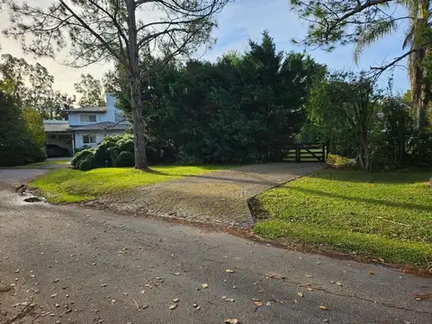 Terreno en Venta de 866,0 m2