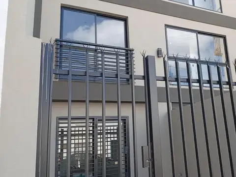 Pueyrredon 2700, Piso 1°