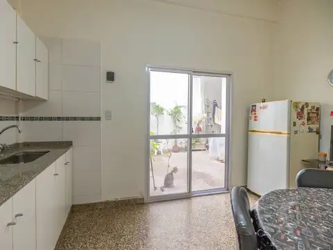 Depto Tipo Casa en Venta 50 años