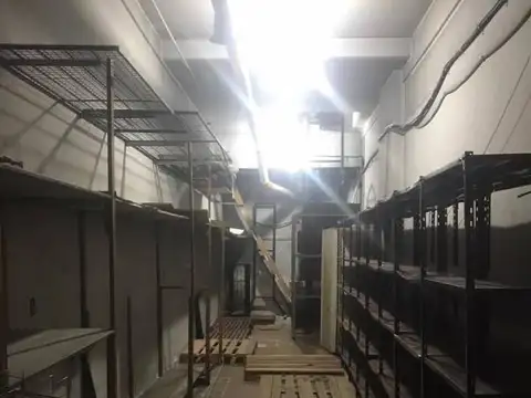 Local en Venta 40 años