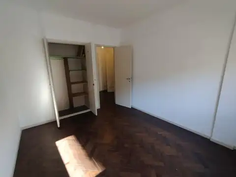 Departamento en Alquiler en Microcentro, $ 600.000