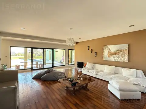 Venta casa 4 amb con pileta en Barrio Amancay, Fatima, Pilar