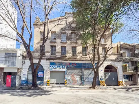 Galpón, montacarga, 3 pisos, Abasto, 3000 mt2