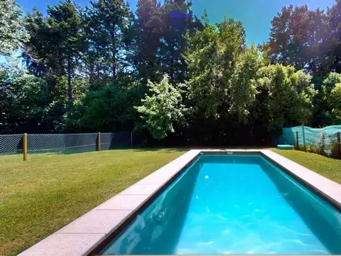 Casa 5 ambientes con 2 baños