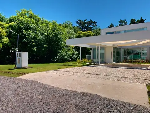 CASA EN VENTA VILLA ELISA LAS GARZAS 3 DORMITORIOS