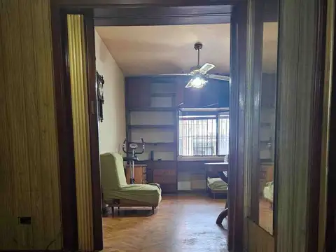 DEPARTAMENTO 3 AMB + PATIO VENTA ALMAGRO CABA