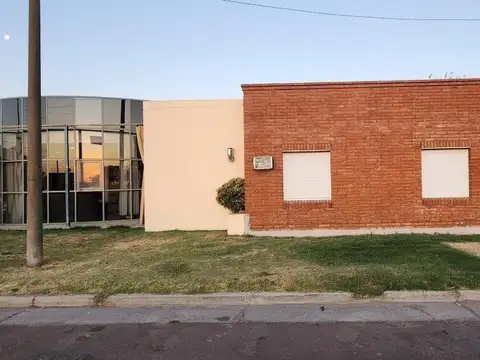 Oficina en Venta en Carlos Tejedor, USD 480.000