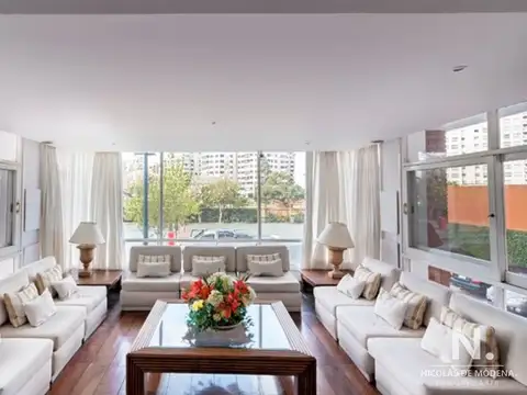 Departamento en Venta en Playa Mansa, USD 1.000.000