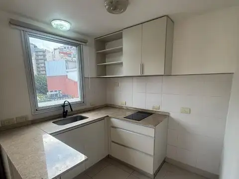 Departamento en Alquiler en Almagro, $ 650.000